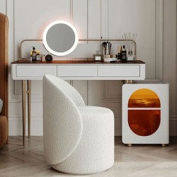 High make-up routine with a sleek and sophisticated light luxury stool for a touch of elegance