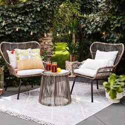 The three piece outdoor rattan chair set is perfect for your outdoor garden or balcony