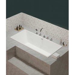 Bathtub with slim edge design, rectangular shaped small luxury bathtub
