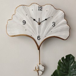 Leaf-shaped handmade elegant wall clock with swaying branch Luxury clock creative silent quartz wall clock