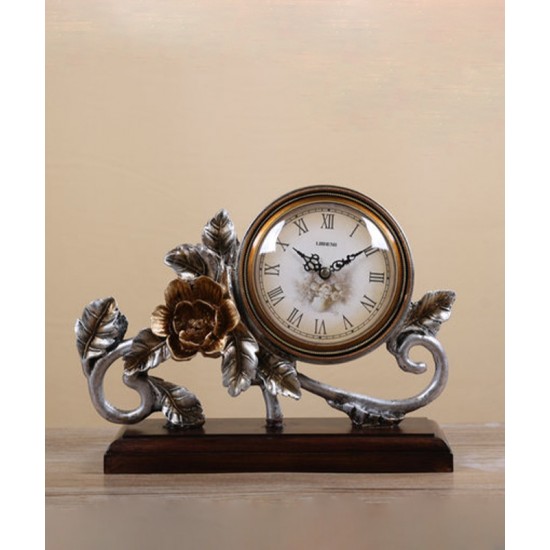 European style silent table clock Home decoration retro bedside clock