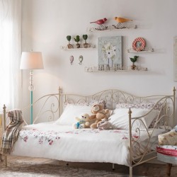 Pastoral style French retro metal daybed with white wrought iron, old leisure sofa bed