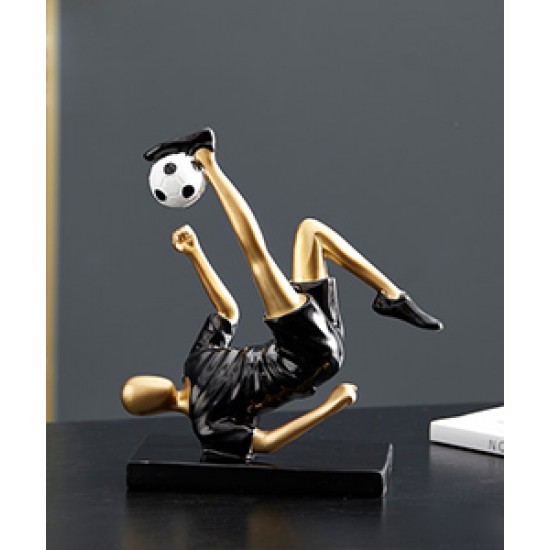 A beautiful decoration for a boys desk and bookshelves can also be used for work, office and living room
