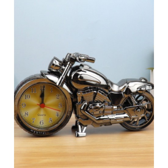 Alarm clock in the form of a motorcycle for a nostalgic style, Clock as decor, old-fashioned atmosphere in the house